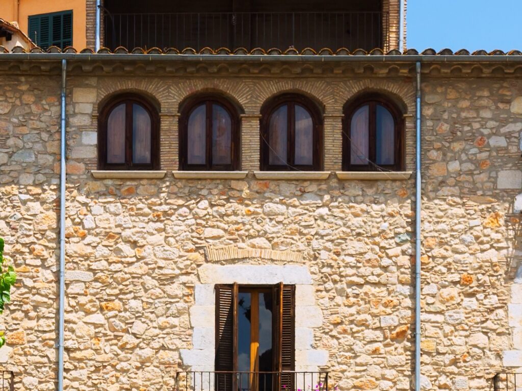 Vivienda de piedra (foto de muestra)