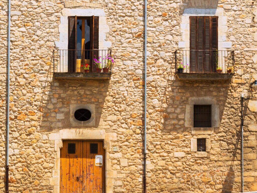 Vivienda de piedra (foto de muestra)